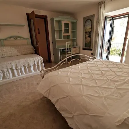 Il Barocco Sulla Roccia アパート